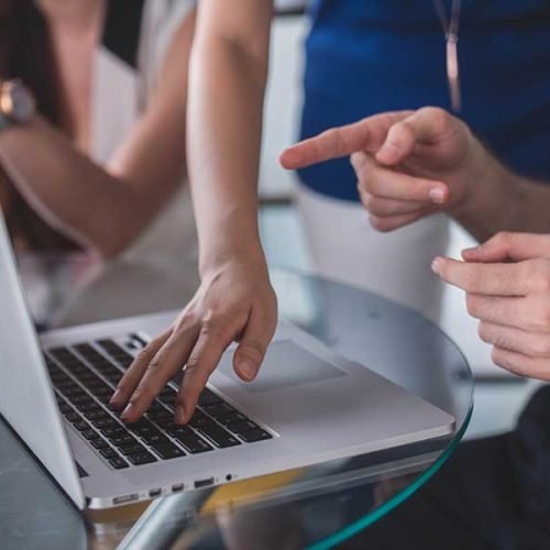 How to Use Social Media